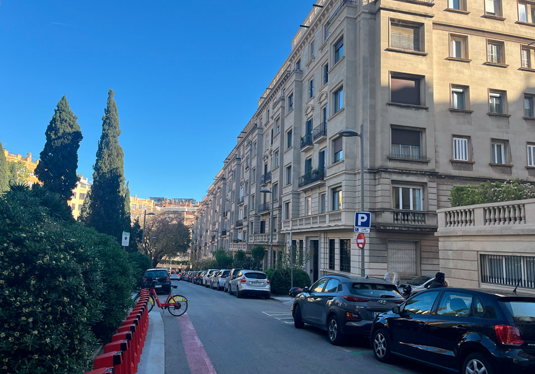 calle en sant gervasi barcelona