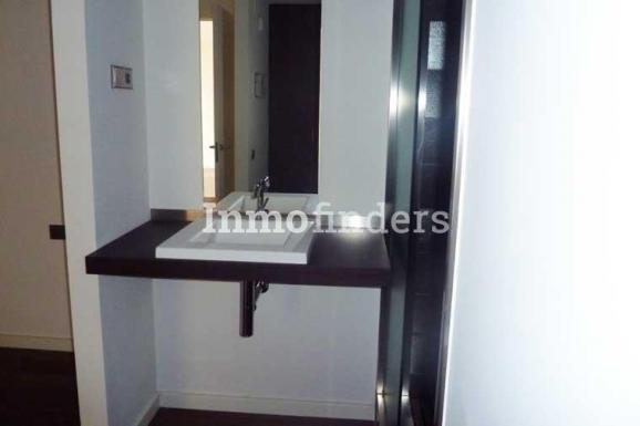 pisos lujo alquiler barcelona con bajo completo