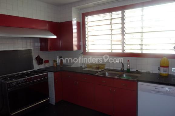 cocina a reformar vivienda alto standing zona alta barcelona
