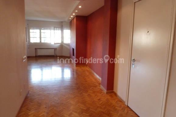 Inmofinders pisos en Tres Torres Barcelona en venta como este piso con gran distribuidor