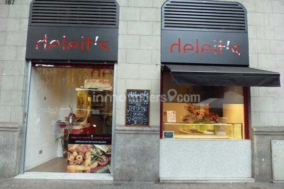 Inmofinders locales de alquiler en Barcelona como este en la calle Paris con fachada de 6,5 metros