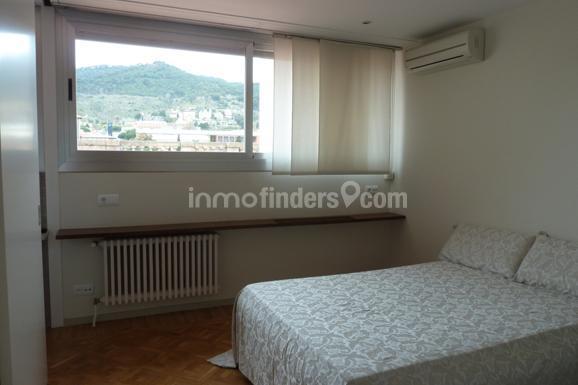 Inmofinders áticos de lujo en Barcelona en venta como este con habitación exterior