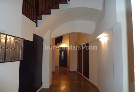 Inmofinders pisos en alquiler en el Born Barcelona como este piso en finca rehabilitada 