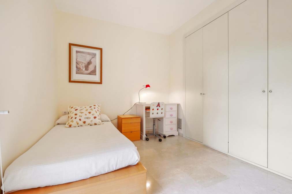 armarios dormitorio piso urbanizaciÃ³n empordÃ  golf