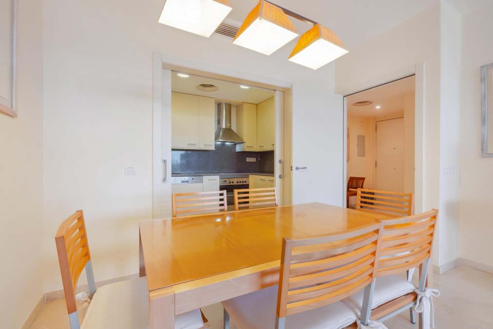 comedor piso urbanizaciÃ³n empordÃ  golf