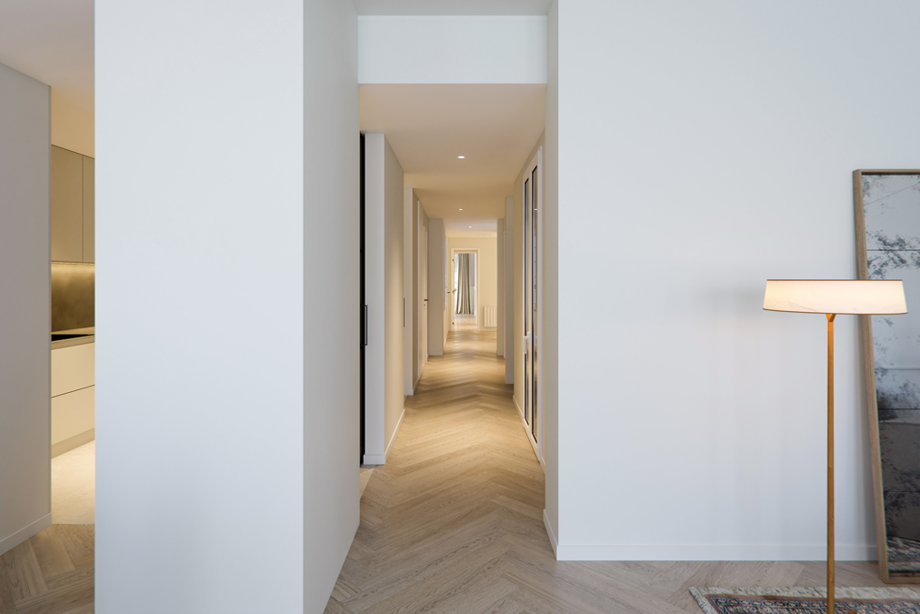pasillo piso eixample barcelona