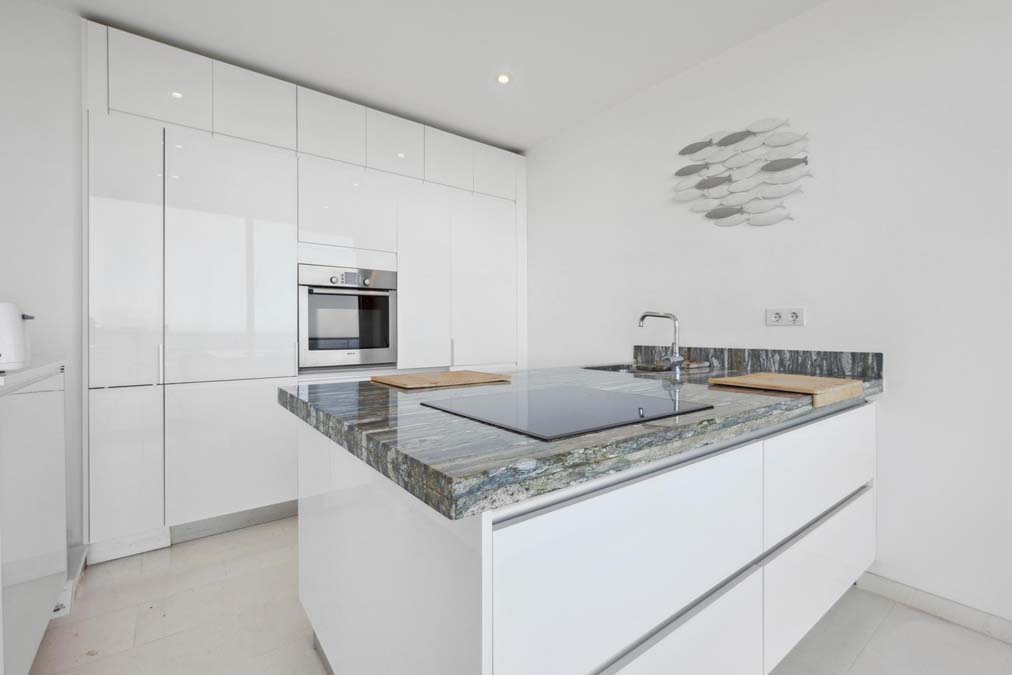Detalle cocina casa en venta Sa Riera Begur