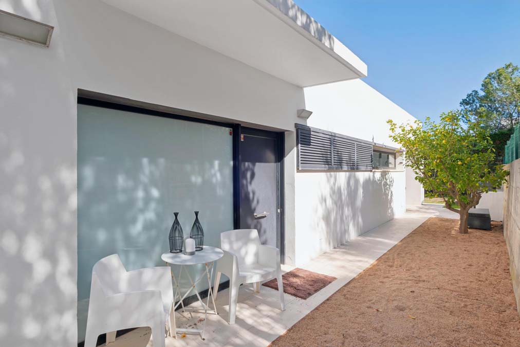 Entrada casa en venta Sa Riera Begur
