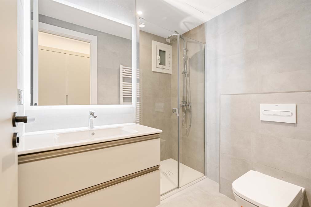 BaÃ±o piso venta TurÃ³ Park Barcelona