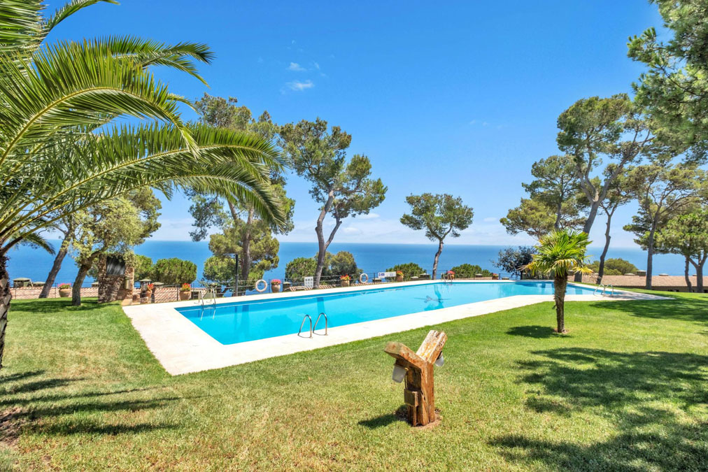 piscina casa venta Llafranc