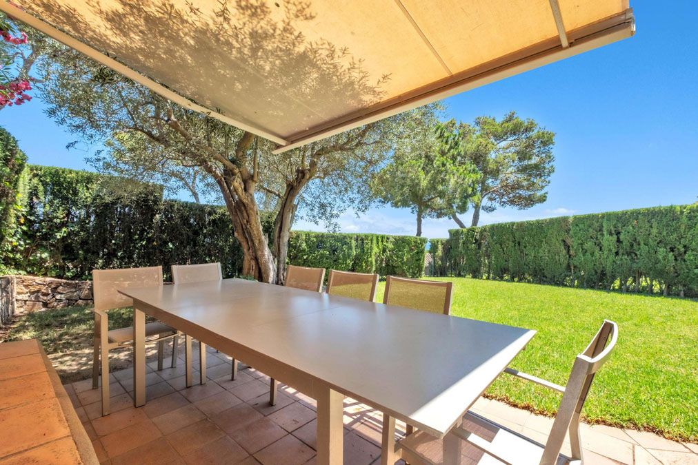 zona conedor jardín casa venta Llafranc