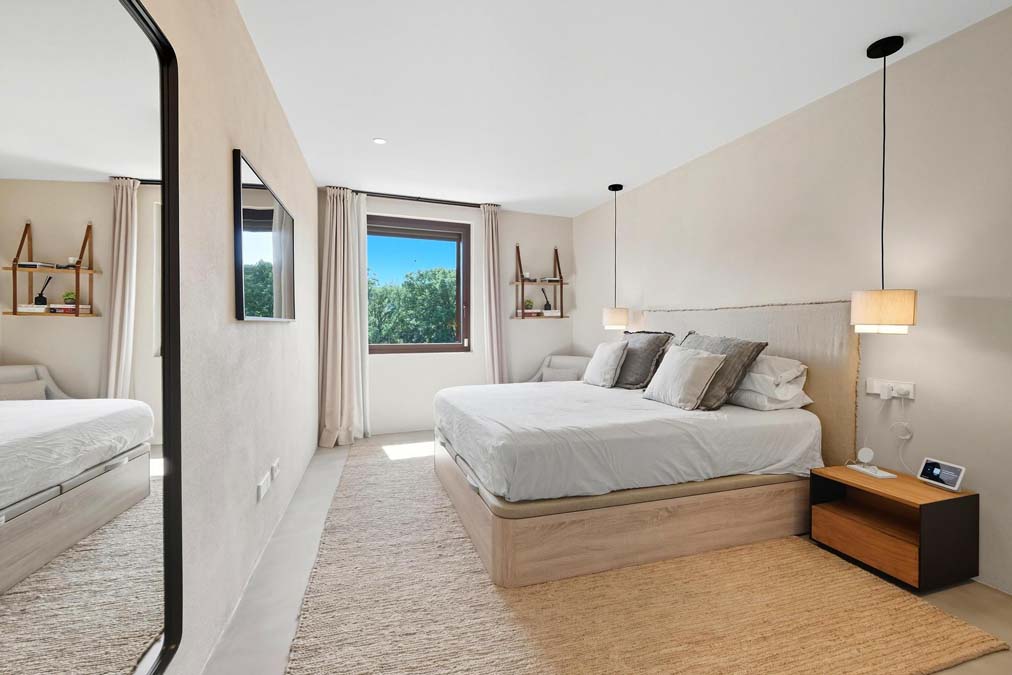 dormitorio masía venta Esclanyà Baix Empordà