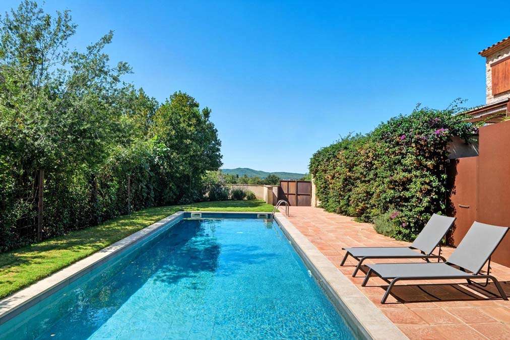 piscina comunitaria masía venta Esclanyà Baix Empordà
