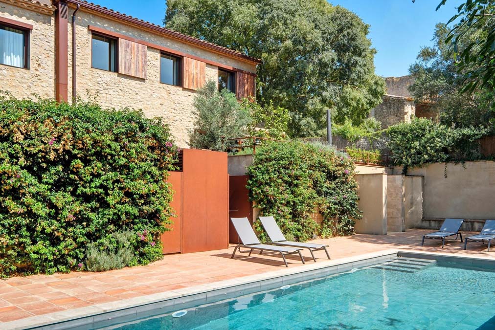 piscina comunitaria masía venta Esclanyà Baix Empordà