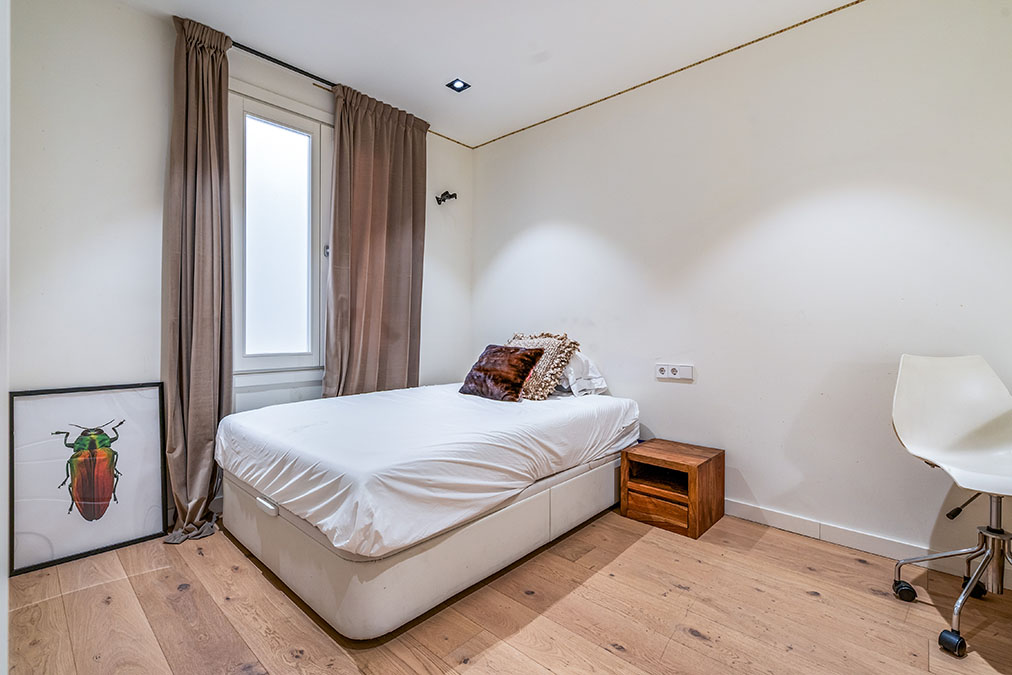 Dormitorio piso venta carrer consell de cent