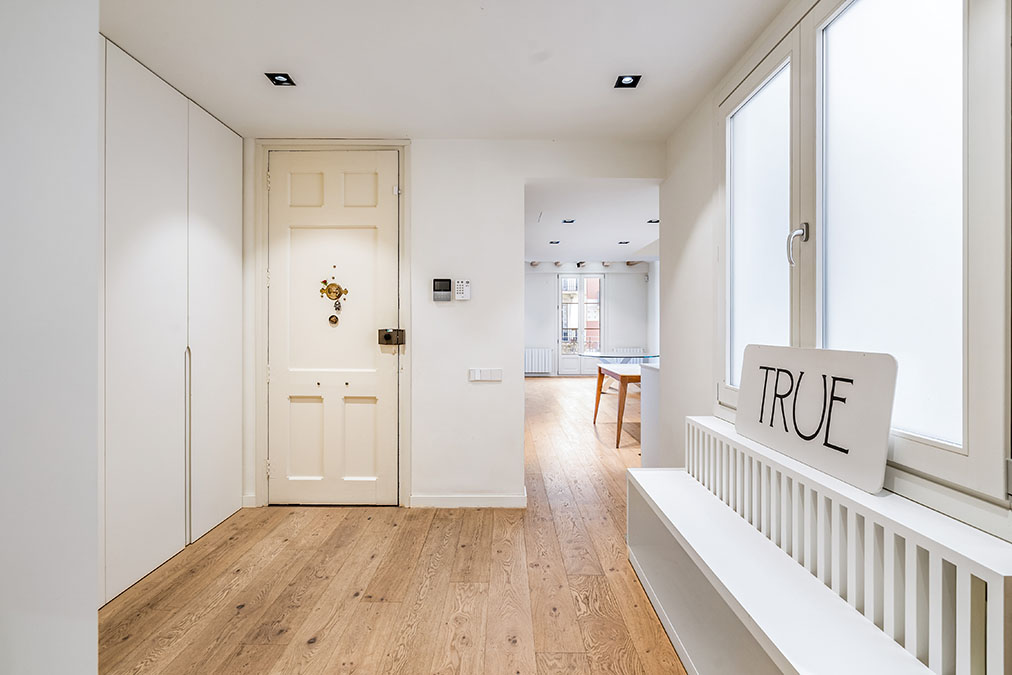 Recibidor piso venta carrer consell de cent